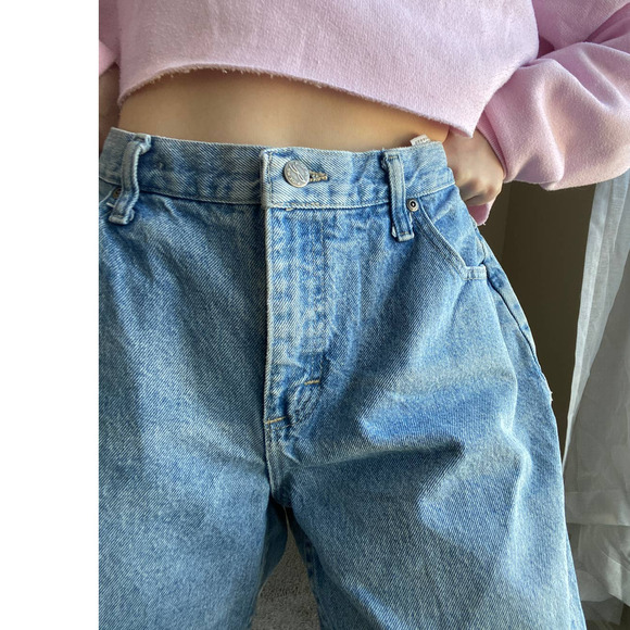 vintage y2k light wash Riders jeans, petite 12 (fits like a 30/31 S) - Picture 9 of 11